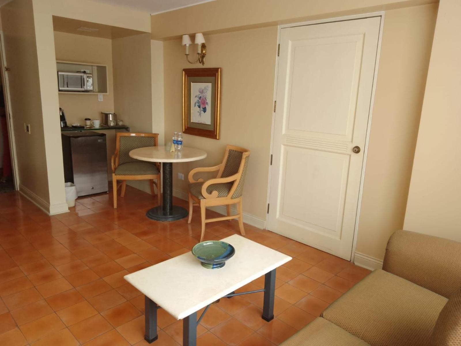 Suites Del Bosque Hotel Lima Buitenkant foto
