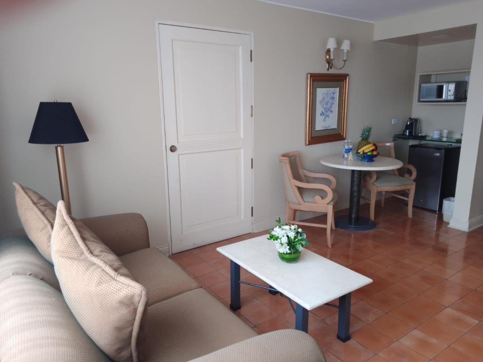 Suites Del Bosque Hotel Lima Buitenkant foto